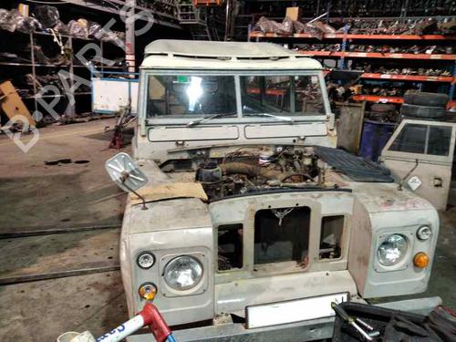 Front left door window SANTANA LANDROVER 88/109  | BP17313194C18 