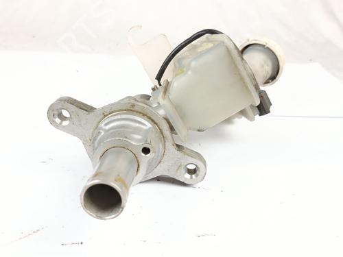 Brake master cylinder MITSUBISHI LANCER VIII (CY_A, CZ_A) EVO X (CZ4A) | BP27888431M77 