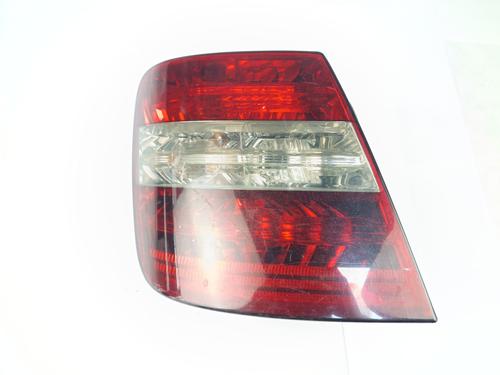 Piloto trasero izquierdo Piloto trasero izquierdo FIAT STILO (192_) 1.9 JTD (192_XE1A) (115 hp) 34288618 34288618