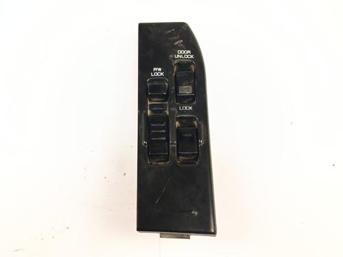 Used Left front window switch NISSAN TERRANO I (WD21) 2.7 TD 4WD (LBYD21) (99 hp) 31587651