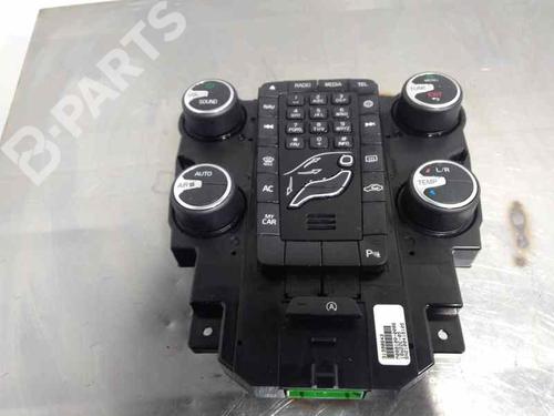 Used Climate control VOLVO V40 Hatchback (525) D3 (150 hp) 10752283