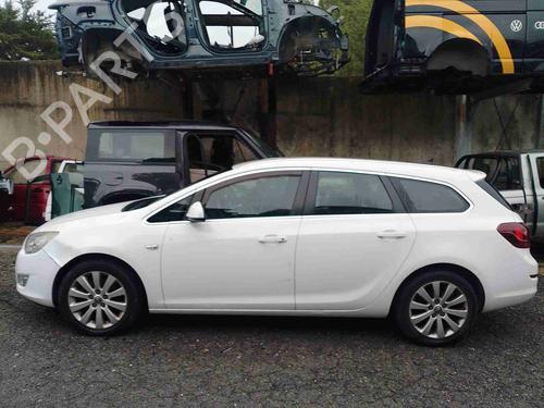 Used Parts OPEL ASTRA J Sports Tourer (P10) 1.7 CDTI (35) 4422043