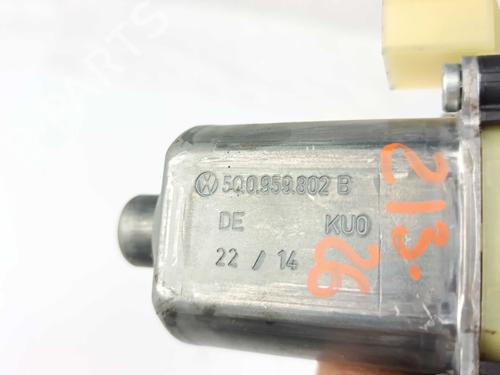 Left front window motor AUDI A3 (8V1, 8VK) 1.6 TDI | BP33802535E21 - Image 4