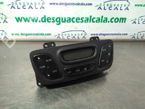 Used Climate control Climate control HYUNDAI SANTA FÉ I (SM) 2.0 CRDi (113 hp) 10958359 10958359