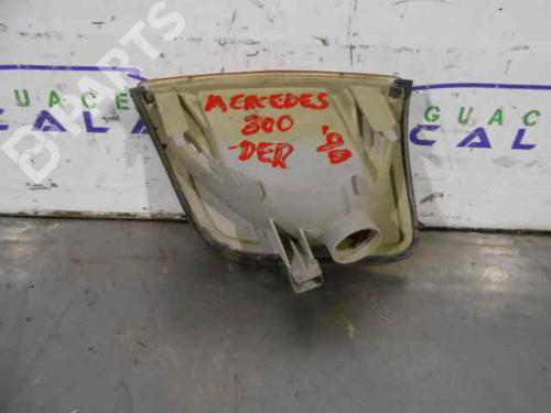 Right front indicator MERCEDES-BENZ 124 Saloon (W124)  | BP11248202C33 
