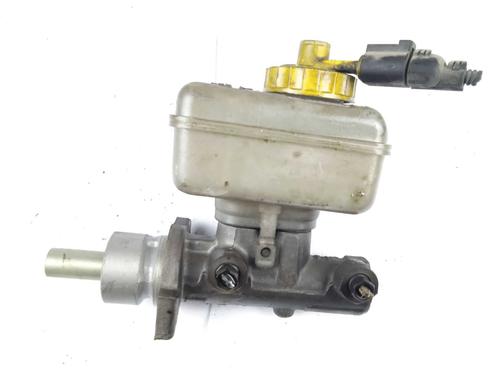 Used Brake master cylinder Brake master cylinder 19694933 19694933