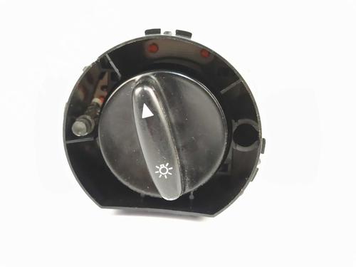 Used Headlight switch Headlight switch AUDI A6 C5 (4B2, 4B4) 2.4 (165 hp) 30906989 30906989