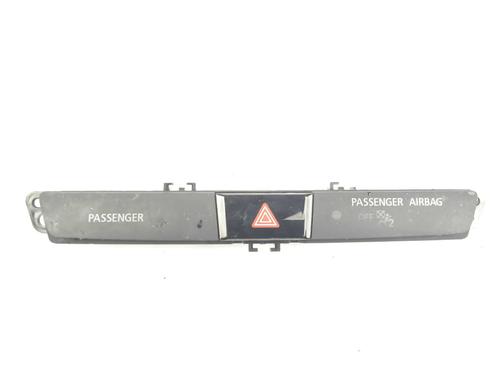 Used Warning switch Warning switch MITSUBISHI ASX (GA_W_) 1.6 MIVEC (GA1W) (116 hp) 17190053 17190053
