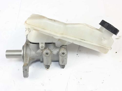 Used Brake master cylinder Brake master cylinder 32271993 32271993