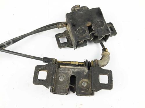 Hood lock JAGUAR E-PACE (X540) 2.0 D165 | BP29421956C133 - Image 2