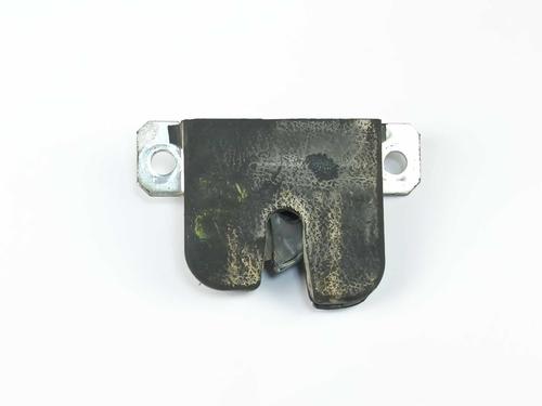 Used Tailgate lock Tailgate lock 32372810 32372810