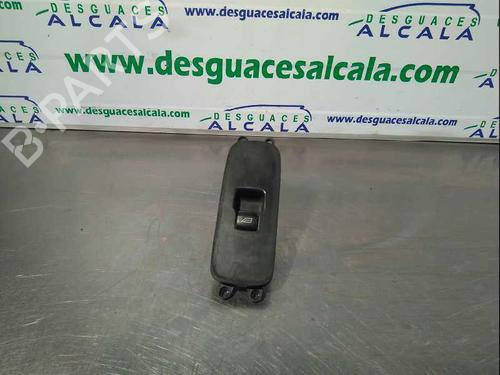Used Right front window switch Right front window switch VOLVO S40 II (544) 2.0 D (136 hp) 9989877 9989877