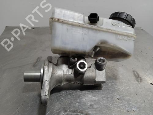 Hovedbremsecylinder RENAULT CLIO IV (BH_) 1.5 dCi 90 (90 hp) 14349693