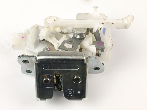 Used Tailgate lock MITSUBISHI MIRAGE / SPACE STAR VI Hatchback (A0_A) 1.2 (A03A) (80 hp) 30263131