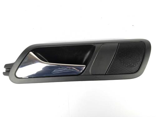 Used Rear right interior door handle Rear right interior door handle VW PASSAT B6 (3C2) 2.0 TDI 16V (140 hp) 10692785 10692785