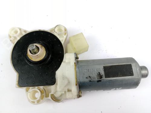 Right front window motor MERCEDES-BENZ CLK (C209) CLK 240 (209.361) | BP18526846E20 