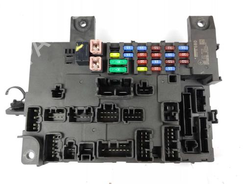 Used Fuse box Fuse box 17694527 17694527