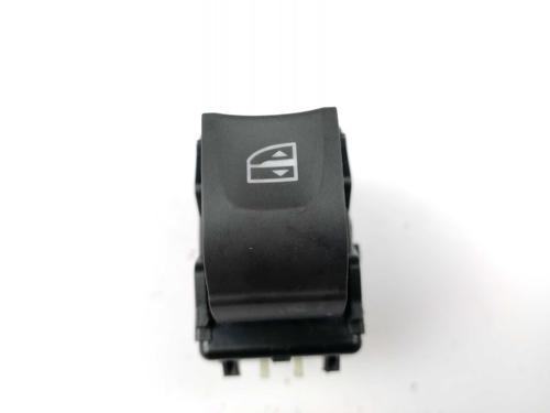 Used Right rear window switch Right rear window switch RENAULT CAPTUR I (J5_, H5_) 0.9 TCe 90 (90 hp) 19903203 19903203