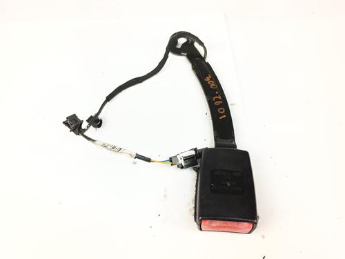 Used Seat buckle Seat buckle AUDI A3 Limousine (8VS, 8VM) 1.6 TDI (105 hp) 34538885 34538885