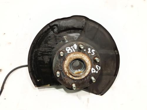 Used Right front steering knuckle MITSUBISHI PAJERO IV (V8_W, V9_W) [2006-2026]  31756411