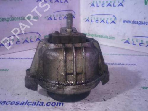 Used Engine mount Engine mount BMW 1 (E87) 120 d (163 hp) 14352400 14352400