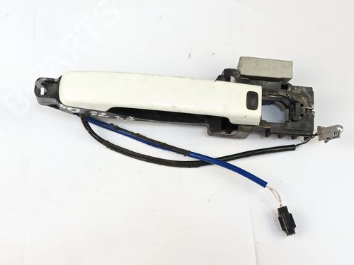 Used Front left exterior door handle NISSAN QASHQAI I (J10, NJ10) 2.0 (141 hp) 32372824