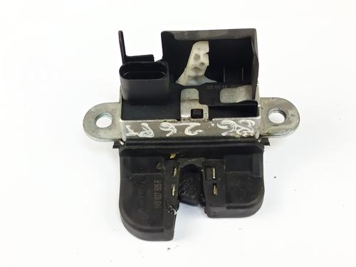 Tailgate lock VW GOLF V (1K1) 1.9 TDI | BP32372857C101