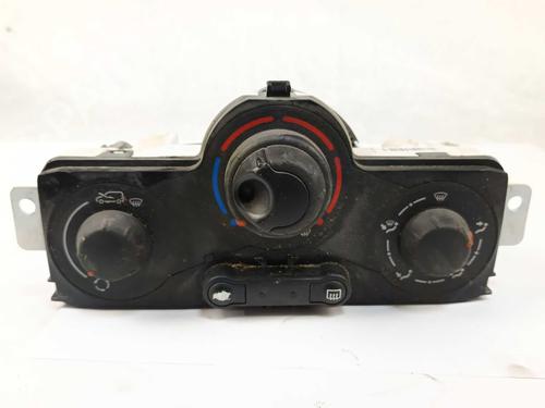 Used Climate control Climate control 30721552 30721552