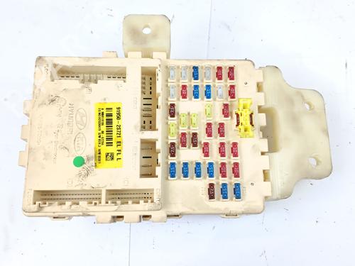 Used Fuse box HYUNDAI ix35 (LM, EL, ELH) 1.7 CRDi (116 hp) 30463610
