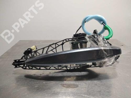Used Front right exterior door handle BMW X1 (F48) sDrive 18 d (150 hp) 10015474