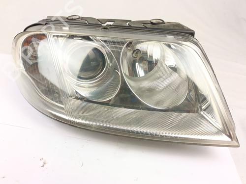 Højre forlygte VW PASSAT B5.5 (3B3) 1.6 (102 hp) 26221048