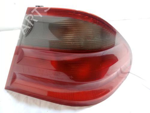 Used Right taillight MERCEDES-BENZ CLK (C208) CLK 320 (208.365) (218 hp) 18844858