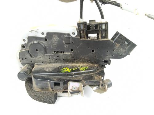 rear-right-lock-nissan-x-trail-ii-t31-82500jg000-2007-2008-2009-2010-2011-2012-2013-2014-2015-2016-2017-2018-10337579 main image
