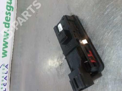 Left rear window switch LAND ROVER DISCOVERY III (L319) 2.7 TD 4x4 | BP9994412I29 