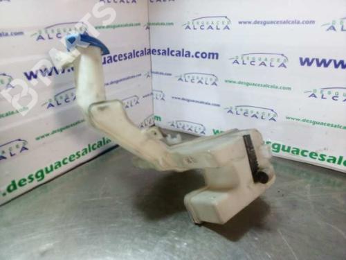 windscreen-washer-tank-vw-passat-b7-variant-365-20-tdi-4motion-2010-2011-2012-2013-2014-2015-10928992 main image