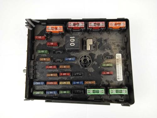 Used Fuse box Fuse box 15219004 15219004
