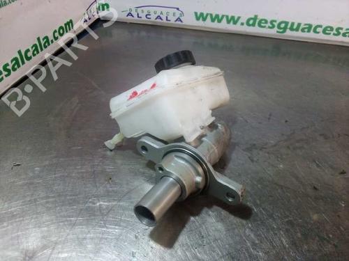 Used Brake master cylinder BMW X1 (F48) sDrive 18 d (150 hp) 14354657