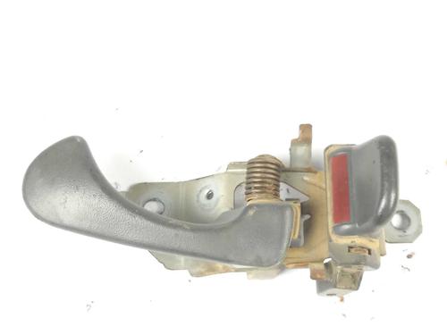 Used Front right interior door handle Front right interior door handle 16704182 16704182