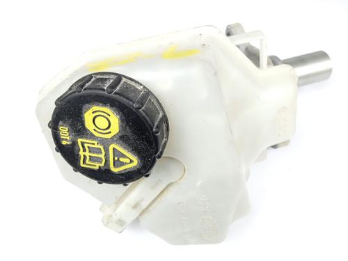 Brake master cylinder LAND ROVER DISCOVERY SPORT (L550) 2.0 D 4x4 | BP11705937M77 
