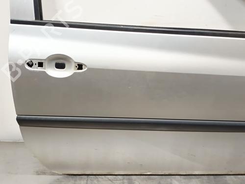 Right front door RENAULT CLIO III (BR0/1, CR0/1) 1.2 16V (BR02, BR0J, BR11, CR02, CR0J, CR11) | BP27355454C3 