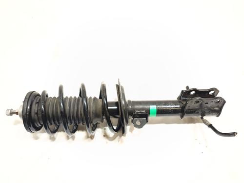 Used Right front shock absorber TOYOTA YARIS (_P13_) 1.5 Hybrid (NHP130_, NHP130) (101 hp) 28514874