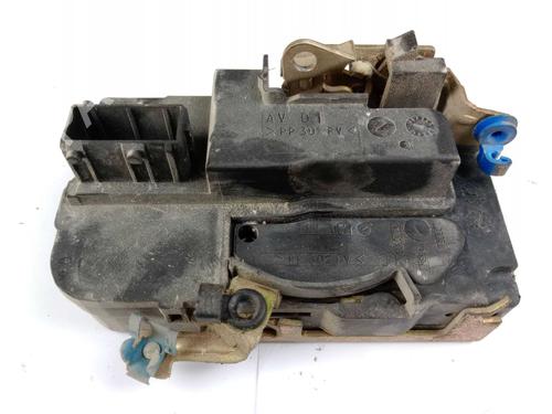 front-right-lock-peugeot-partner-mpv-5_-g_-19-d-1996-17694486 main image