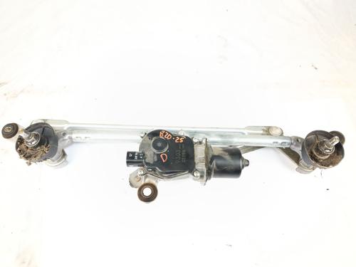 Used Front wiper motor RENAULT KADJAR (HA_, HL_) 1.5 BLUE dCi 115 (HLA6) (116 hp) 31329903