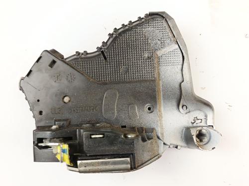 Used Front left lock TOYOTA AURIS (_E15_) 1.4 D-4D (NDE150_, NDE150R) (90 hp) 28515052