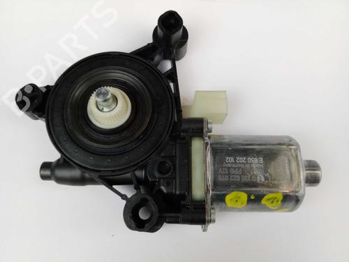 front-right-window-mechanism-seat-ateca-kh7-khp-15-tsi-5q0959802c-2016-20126260 main image