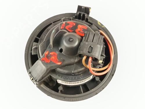 Heater blower motor DACIA DUSTER (HS_) 1.2 TCe 125 4x4 | BP29125614M62 