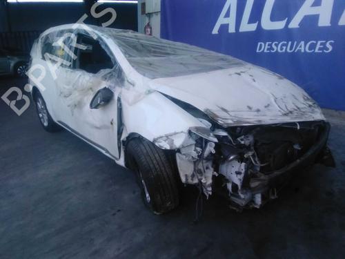 Used Parts TOYOTA AURIS (_E18_)  2.0 D-4D (ADE186_, ADE186R)  1761108