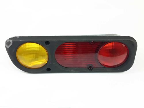 Used Rear bumper left light Rear bumper left light NISSAN TERRANO II (R20) 2.7 TDi 4WD (125 hp) 32035513 32035513