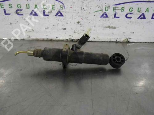 Used Clutch slave cylinder PEUGEOT BOXER Van (244) [2001-2025]  14351715