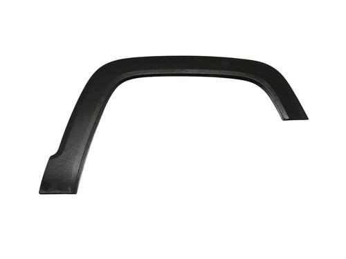 Used Front right wheel arch trim Front right wheel arch trim 32483177 32483177